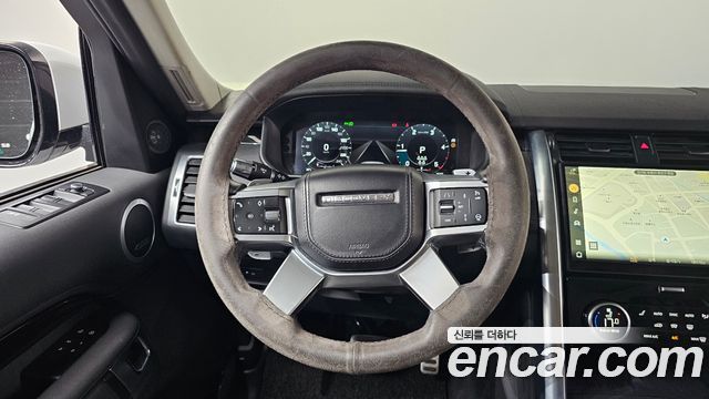Land Rover Discovery 5 D300 HSE 2022 — фото 13