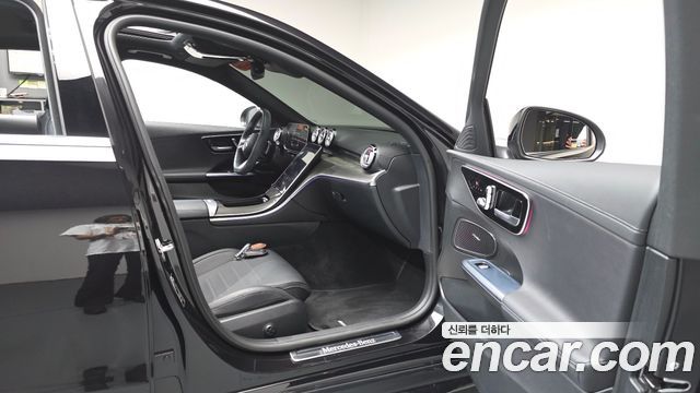Mercedes-Benz C-Class (W206) C300 4MATIC AMG Line 2023 — фото 26