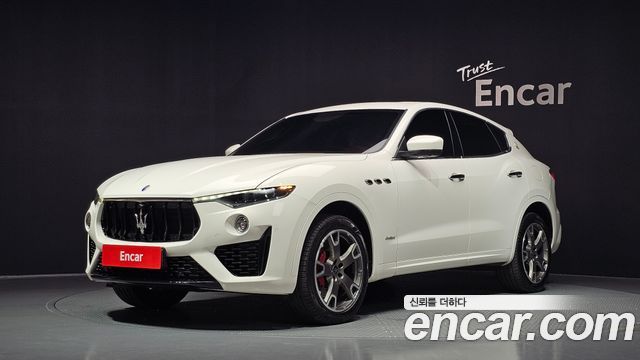 Maserati Levante 3.0 AWD