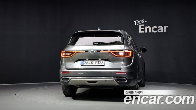 Renault Korea QM6 2.0 LPe LE Signature 2WD 2023 — фото 4