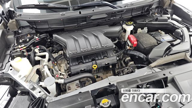 Renault Korea QM6 2.0 LPe LE Signature 2WD 2023 — фото 6