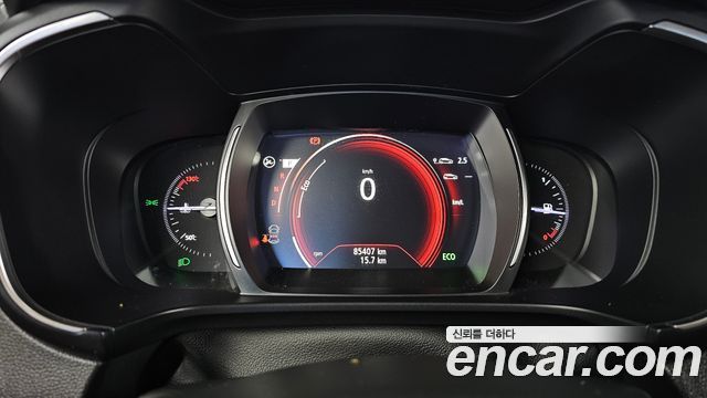 Renault Korea QM6 2.0 LPe LE Signature 2WD 2023 — фото 8