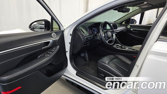 Hyundai Sonata (DN8) 2.0 Premium Plus 2022 — фото 10