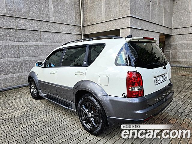 KG Mobility (SsangYong) Super Rexton 2WD RX4 High Deluxe 2011 — фото 5