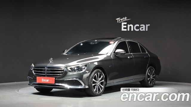 Mercedes-Benz E-Class (W213) E300e 4MATIC Exclusive