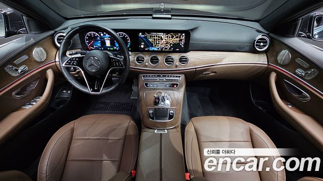 Mercedes-Benz E-Class (W213) E300e 4MATIC Exclusive 2021 — фото 7