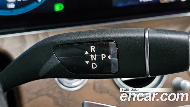 Mercedes-Benz E-Class (W213) E300e 4MATIC Exclusive 2021 — фото 9
