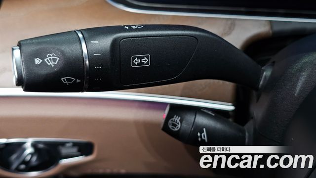 Mercedes-Benz E-Class (W213) E300e 4MATIC Exclusive 2021 — фото 36