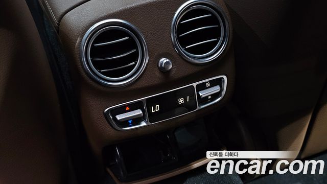 Mercedes-Benz E-Class (W213) E300e 4MATIC Exclusive 2021 — фото 38