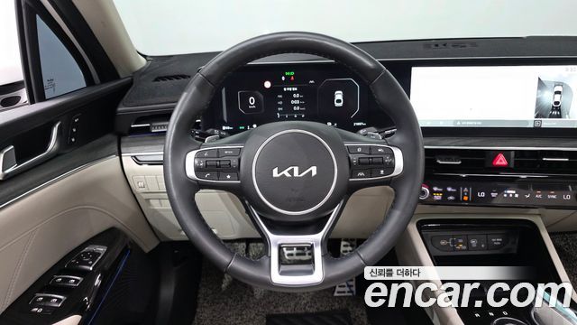 Kia K5 Hybrid (III) Signature 2024 — фото 12