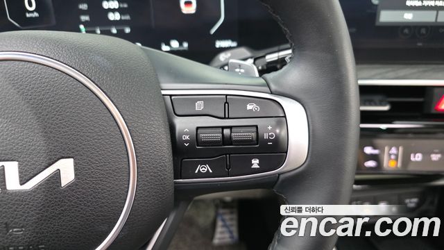Kia K5 Hybrid (III) Signature 2024 — фото 18