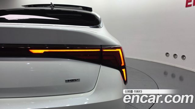 Kia K5 Hybrid (III) Signature 2024 — фото 23