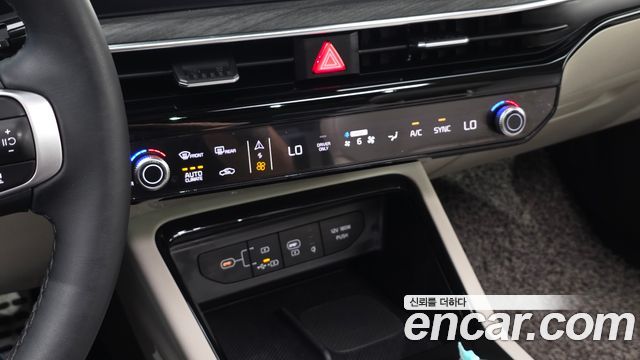 Kia K5 Hybrid (III) Signature 2024 — фото 30