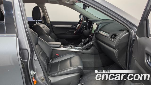 Renault Korea QM6 Diesel 2WD LE 2018 — фото 26