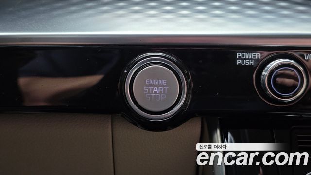 Kia Carnival (IV) Gasoline 9-Seater Hi-Limousine Signature 2023 — фото 18