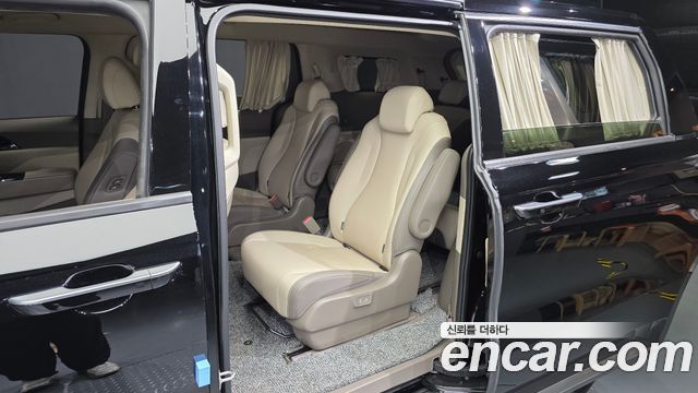 Kia Carnival (IV) Gasoline 9-Seater Hi-Limousine Signature 2023 — фото 26