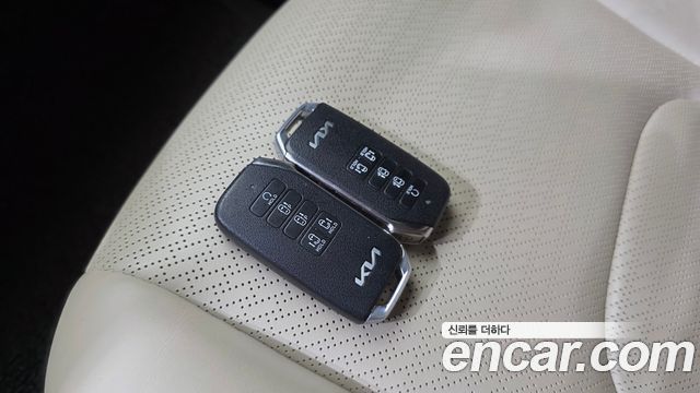 Kia Carnival (IV) Gasoline 9-Seater Hi-Limousine Signature 2023 — фото 40