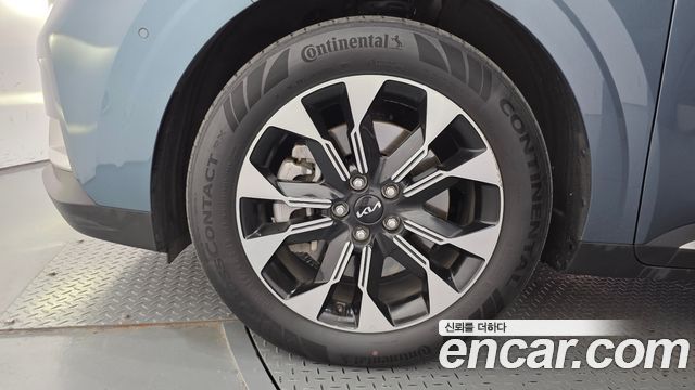 Kia Carnival (IV) Diesel 9-Seater Signature 2023 — фото 5