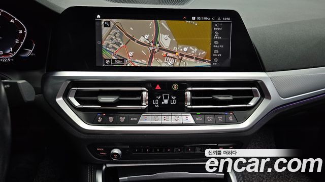 BMW 4 Series (G22) 420i M Sport Performance Coupe 2022 — фото 13
