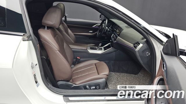 BMW 4 Series (G22) 420i M Sport Performance Coupe 2022 — фото 26