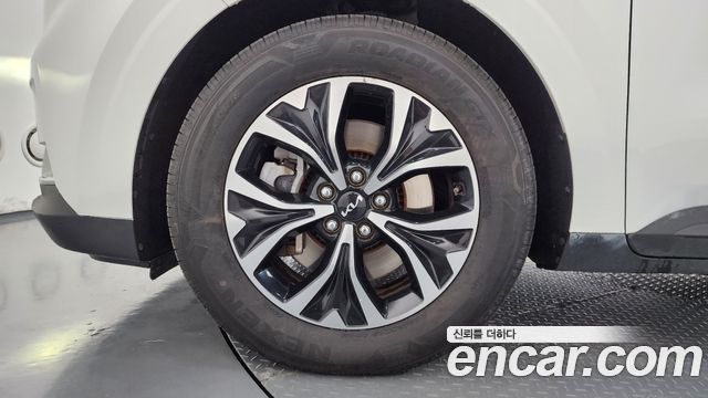 Kia Carnival (IV) Diesel 9-Seater Prestige 2023 — фото 5
