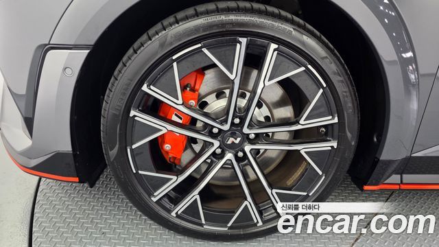 Hyundai Ioniq 5 N 2024 — фото 5