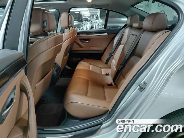 BMW 5 Series (F10) 528i xDrive 2013 — фото 15