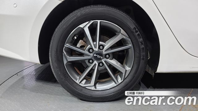 Kia K3 (II) 1.6 Prestige 2022 — фото 5