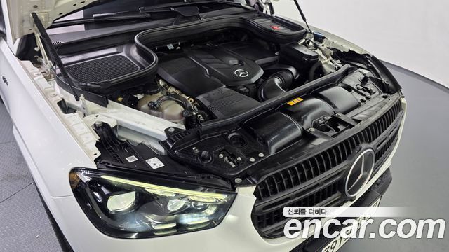 Mercedes-Benz GLE-Class (W167) GLE300d 4MATIC 2023 — фото 6