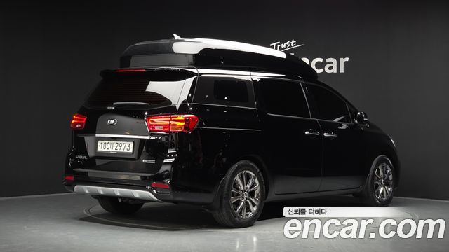 Kia Carnival 9-seater Limousine(Special vehicle) 2020 — фото 2