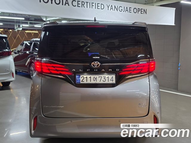 Toyota Alphard (IV) 2.5 HEV Executive AWD 2024 — фото 4