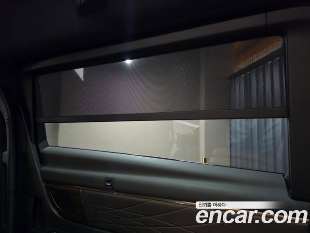 Toyota Alphard (IV) 2.5 HEV Executive AWD 2024 — фото 20
