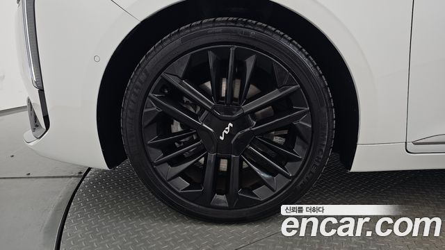 Kia K8 2.5 Gasoline 2WD Signature 2025 — фото 5