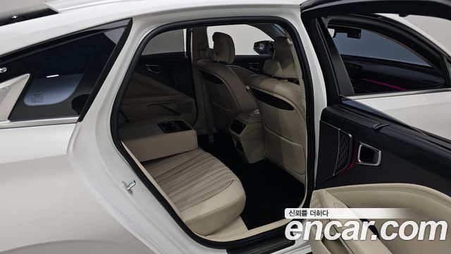 Kia K8 2.5 Gasoline 2WD Signature 2025 — фото 16