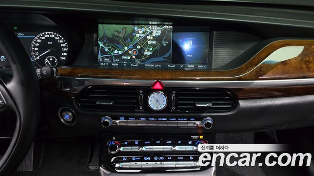 Genesis EQ900 3.3 T-GDI AWD Prestige 2016 — фото 15