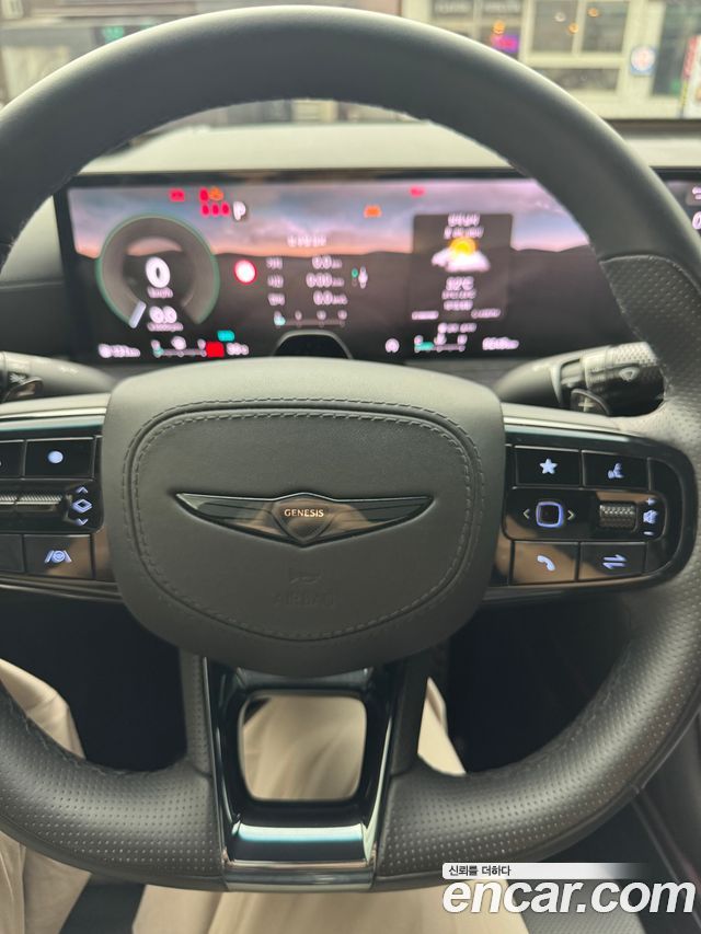 Genesis GV80 Coupe 3.5T e-S/C Gasoline AWD black 2025 — фото 5