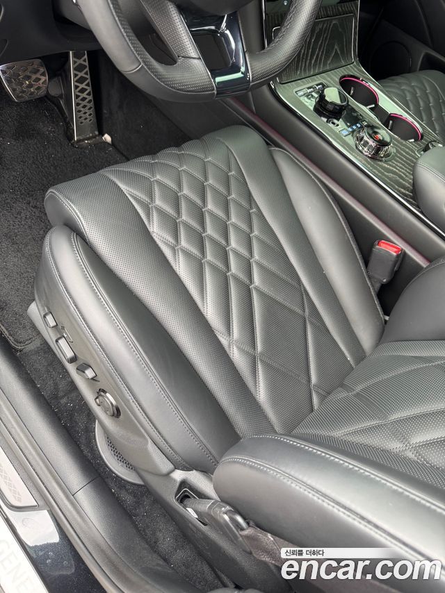 Genesis GV80 Coupe 3.5T e-S/C Gasoline AWD black 2025 — фото 15