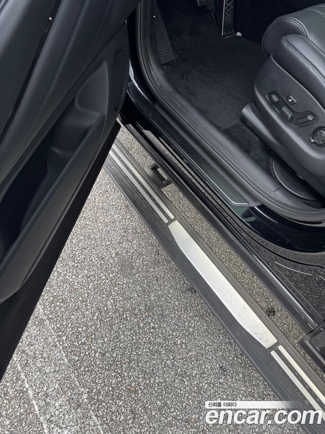 Genesis GV80 Coupe 3.5T e-S/C Gasoline AWD black 2025 — фото 17