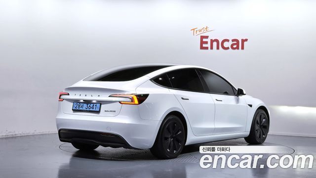 Tesla Model 3 Long Range AWD 2024 — фото 2