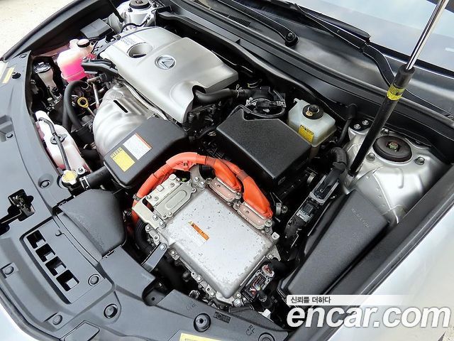 Lexus ES300h Supreme XV60 2015 — фото 23