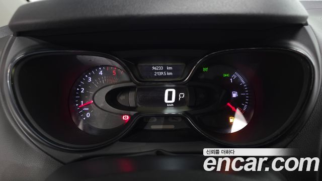 Renault Korea QM3 LE 2019 — фото 8