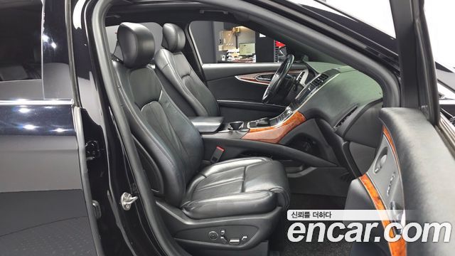Lincoln Nautilus (I) 2.7 Reserve AWD 2020 — фото 11