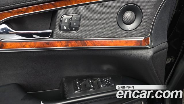 Lincoln Nautilus (I) 2.7 Reserve AWD 2020 — фото 31