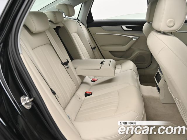 Audi A6 (C8) 45 TFSI 2025 — фото 16