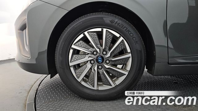 Hyundai Ioniq Electric N 2020 — фото 5