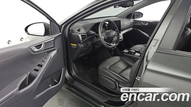 Hyundai Ioniq Electric N 2020 — фото 10