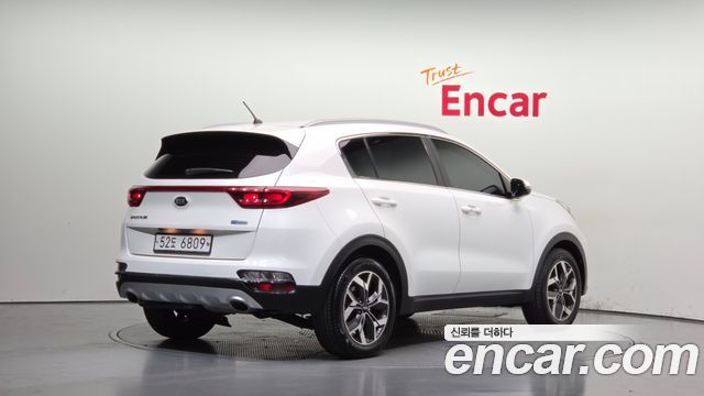 Kia Sportage The Bold Diesel 1.6 2WD Prestige 2019 — фото 2