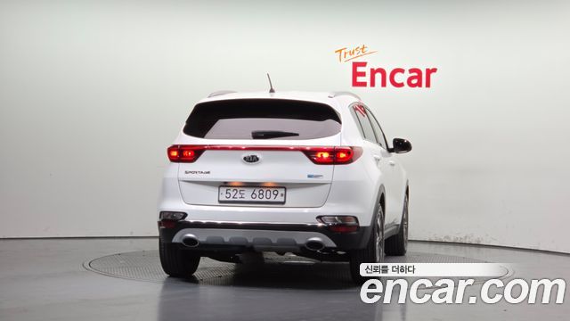 Kia Sportage The Bold Diesel 1.6 2WD Prestige 2019 — фото 4