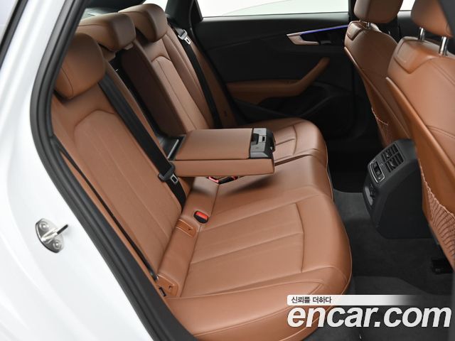 Audi A4 (B9) 40 TDI Quattro Premium 2023 — фото 16