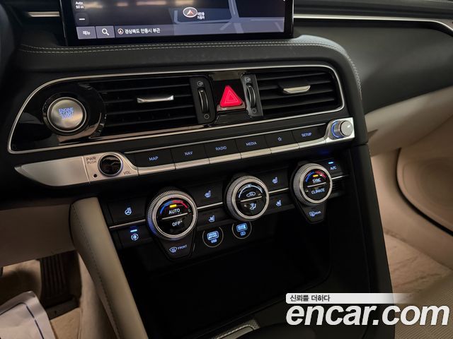 Genesis G70 Gasoline 2.0T 2WD 2021 — фото 17